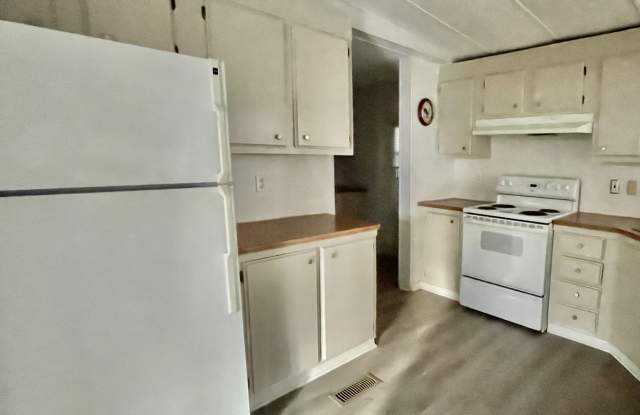 7111 142nd Ave N photos photos
