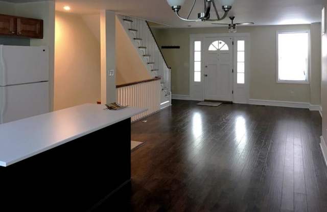 252 ROCHELLE AVENUE Gallery 4