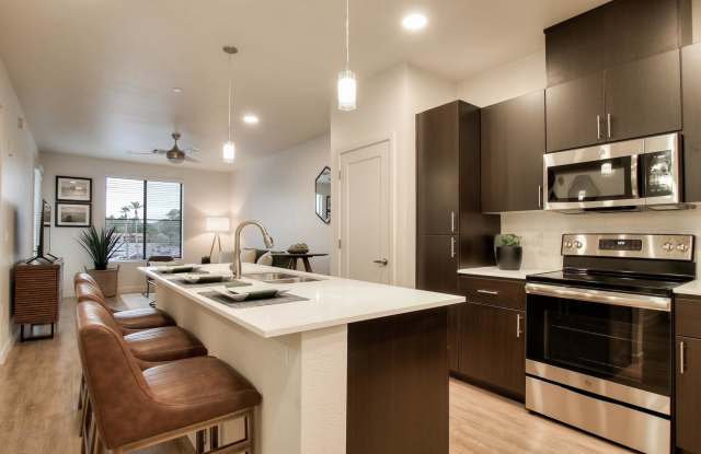View 32 Apartments Gallery 4