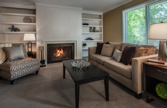 Yorktown Apartments Gallery 3