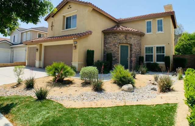 Coming Soon! 5 Bedroom Canyon Hills home with Solar INCLUDED for LEASE! photos photos