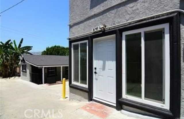 631 N Benton Way 1/2 photos photos