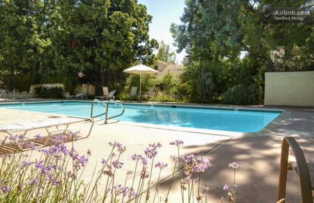 1115 Creekside Way Gallery 2