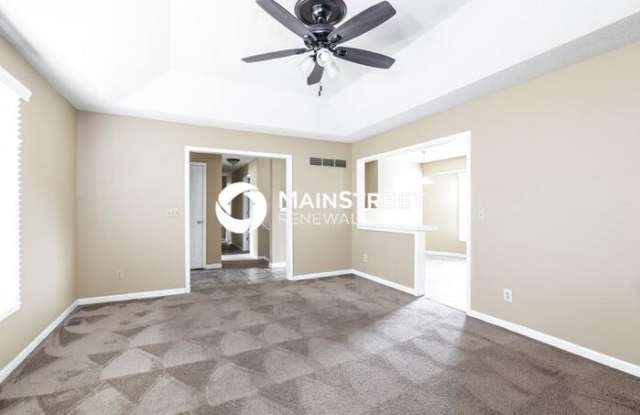 216 West Heritage Drive Gallery 4