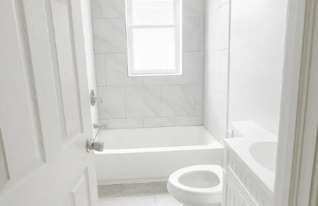 6614 Torresdale Ave photos photos