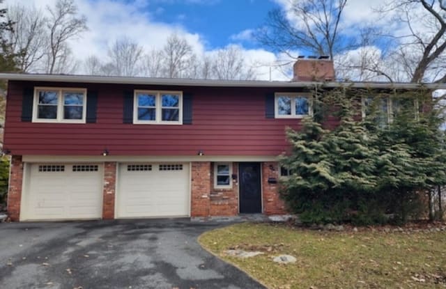 5 Mountain Ter - 5 Mountain Terrace, Lake Mohawk, NJ 07871