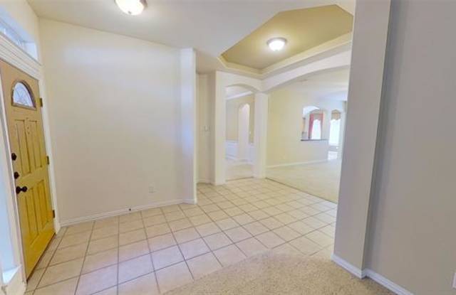 9000 Foxwood Drive Gallery 4