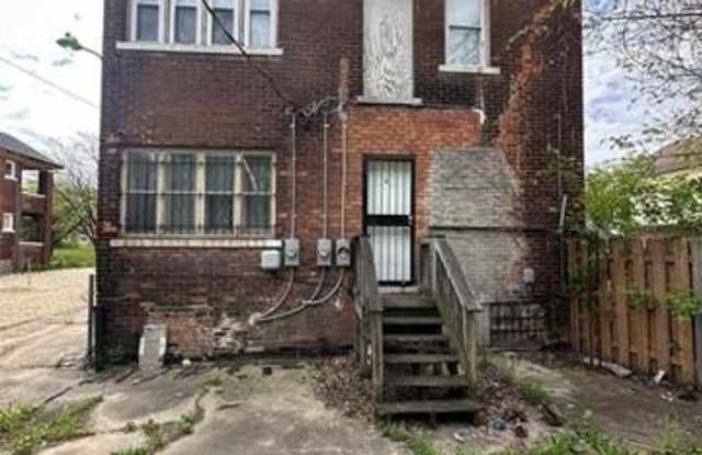 3322 Richton Street Gallery 3