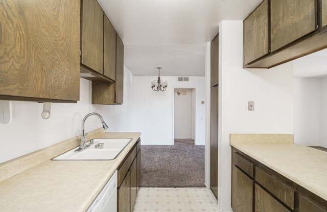 1Bed/1Bath Single Story Condo in La Mesa with several amenities Gallery 4