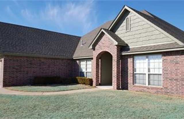 Charming 3 Bed / 2 Bath / Verdigris School District / $1,695 - 8421 Dunnwood Road, Verdigris, OK 74019