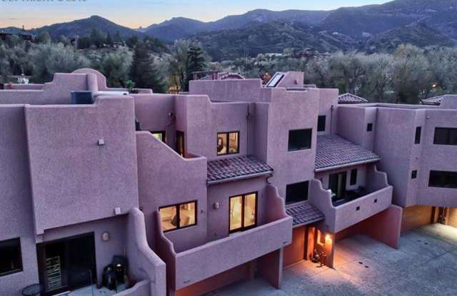 27 Crystal Park Road - 27 Crystal Park Road, Manitou Springs, CO 80829