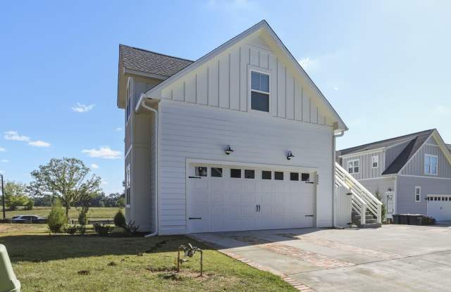 4056-1 Biltmore Avenue photos photos