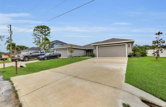 13 LLOVERA PLACE photos photos