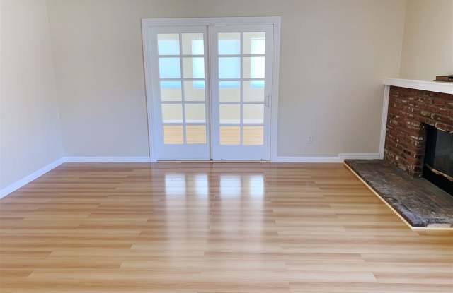 11315 Collett Ave Gallery 3