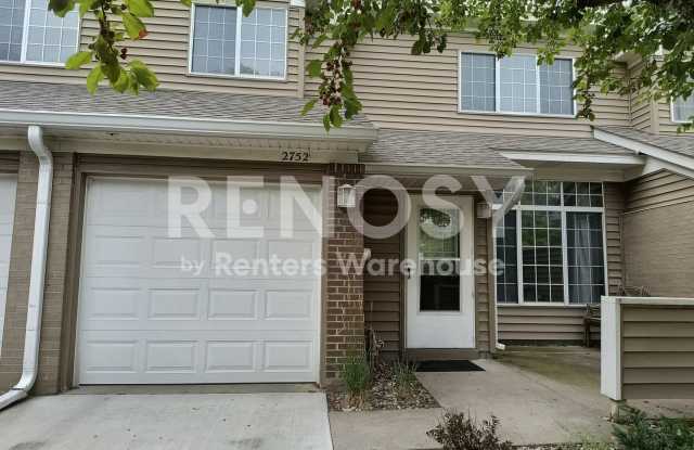 Available Now 2 Bedroom 1.5 Bath Townhouse in Minnetonka photos photos Available Now 2 Bedroom 1.5 Bath Townhouse in Minnetonka photos photos