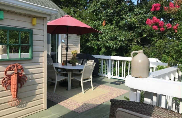 21 S Bayberry Road - 21 Bayberry Road, Hampton Bays, NY 11946