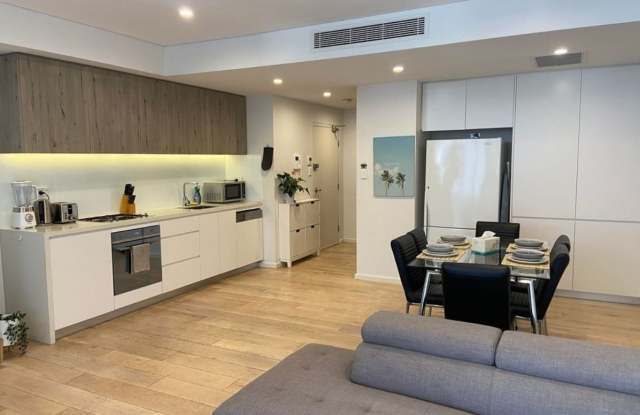 10966 Strathmore Dr Apt KJL49GBE Gallery 3