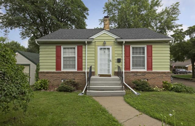 5900 W 34th St - 5900 West 34th Street, St. Louis Park, MN 55416