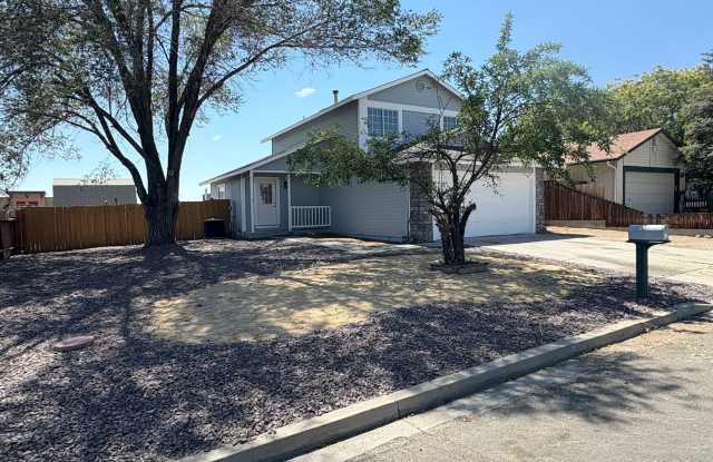 $$2495.00 - 4 BED (3 UP 1 DOWN) - 3 BATH - 2 CAR GARAGE - LARGE BACKYARD WITH STORAGE photos photos