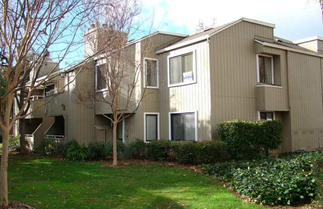Condo, upstairs, 2 bedroom - 1725 Braddock Court, San Jose, CA 95125