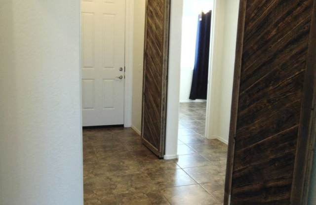 6757 E. Hetley Place Gallery 2