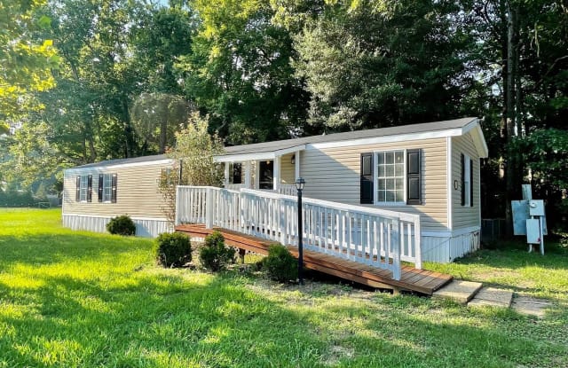11518 Boydton Plank Road - 11518 Boydton Plank Road, Dinwiddie County, VA 23841