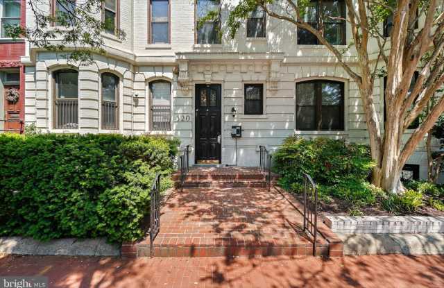 520 E STREET NE photos photos