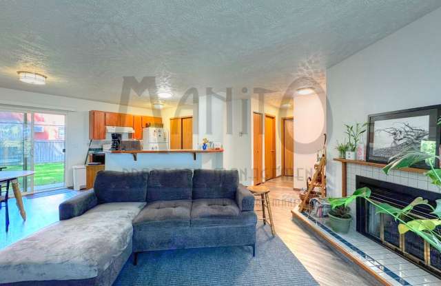 Ideally Located South Hill Unit photos photos