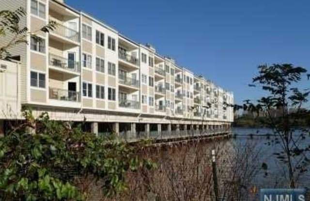 336  The Promenade - 336 The Promenade, Edgewater, NJ 07020