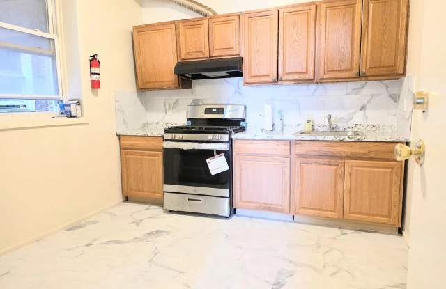 2846 West 17th Street photos photos