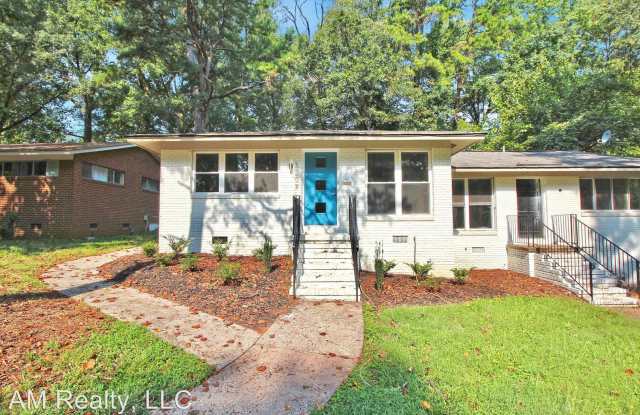 3207 Erskine Drive - 3207 Erskine Drive, Charlotte, NC 28205