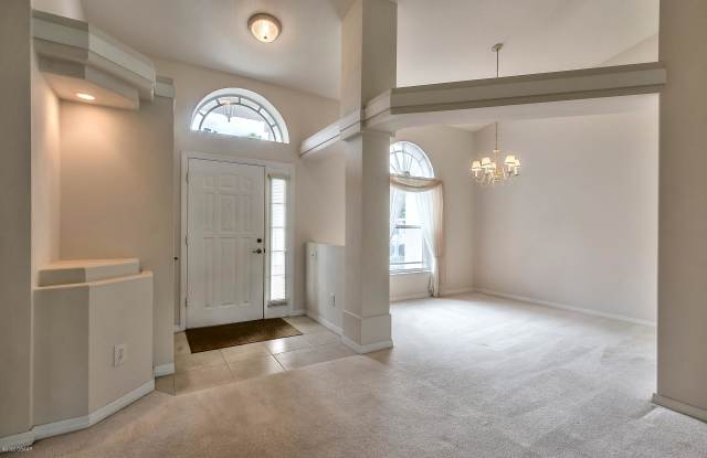 446 Pendrey Drive Gallery 4
