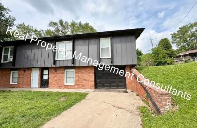 Updated 2-bedroom, 1-bath Duplex photos photos