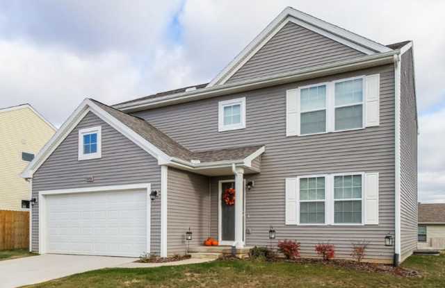 Stunning and spacious 4-bedroom, 2.5-bathroom rental property photos photos