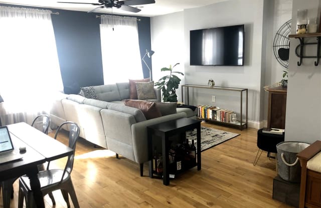 234 70TH ST - 234 70th Street, Guttenberg, NJ 07093