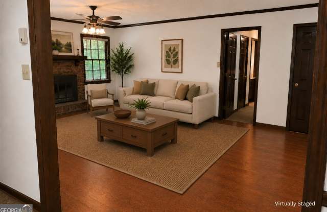 310 Sharon Drive Gallery 4