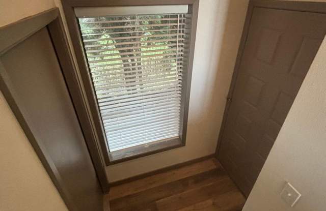 Remodeled Midtown Apartment (APP#244) Gallery 4