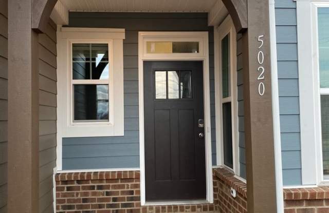 Townhome with 3 BR/2.5BA one car garage located in The Enclave at Davis Lake - 5020 David Cox Road, Charlotte, NC 28269