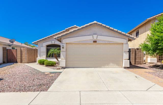 Spacious 3 Bed, 2 Bath Home in Boulder Creek photos photos