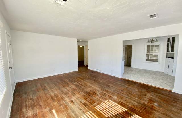 1600 W Romana St photos photos