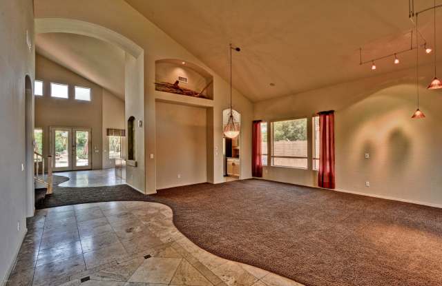 1264 E IVANHOE Court Gallery 3