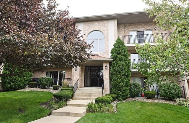 4413 Pershing Avenue - 4413 Pershing Avenue, Downers Grove, IL 60515
