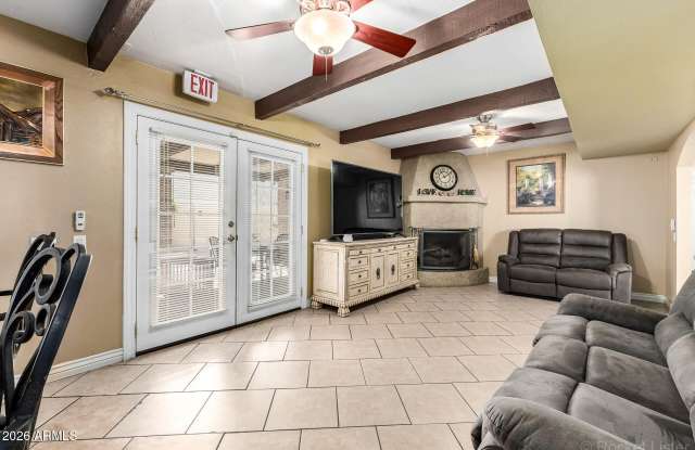 11051 N 44th Court Gallery 4