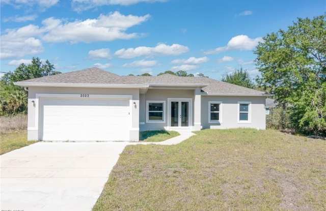 2023 Robert Ave lot: 25 photos photos