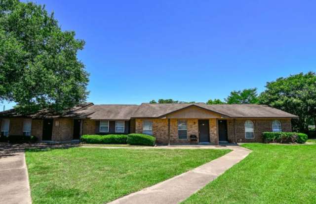 20598 Pine Island Rd. Gallery 1