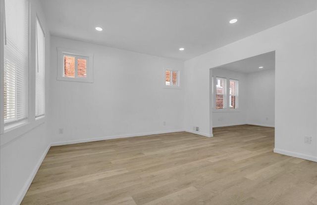 2725 Leslie Street Gallery 2