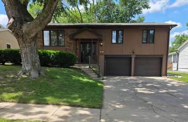 Spacious Three Bedroom in Millard! photos photos Spacious Three Bedroom in Millard! photos photos