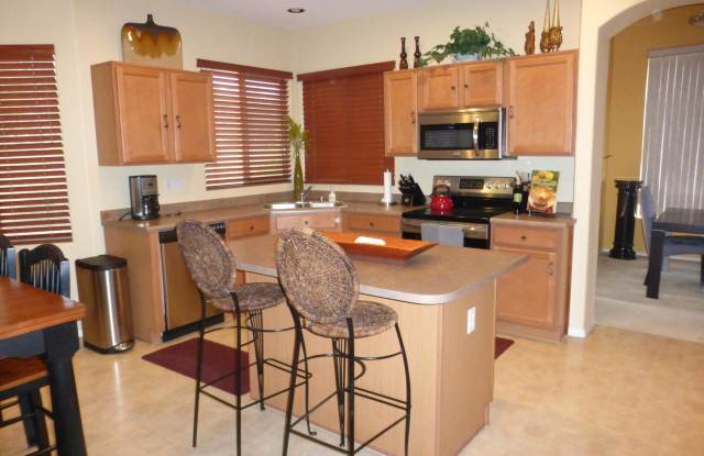 1042 N Moccasin Trail Gallery 3