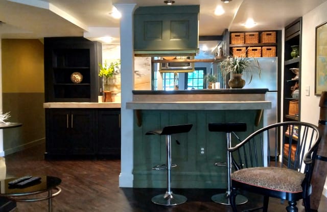 679 Kingswood Court Gallery 3