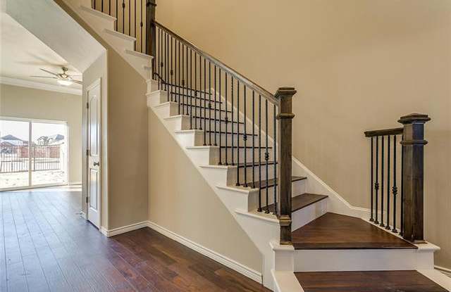 1317 Summerset Lane Gallery 2